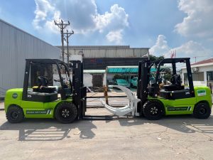 ban giao xe nang kep giay